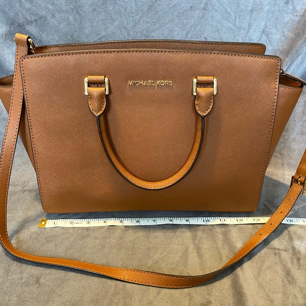 Michael Kors Selma Saffiano leather satchel handbag - camel